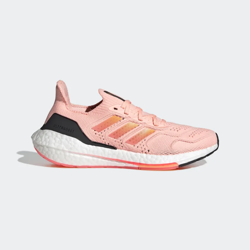 ADIDAS WOMEN'S ULTRABOOST 22 LIGHT FLASH ORANGE/FLASH ORANGE/TURBO