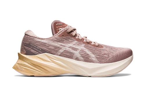 Asics WOMEN'S NOVABLAST 3 702