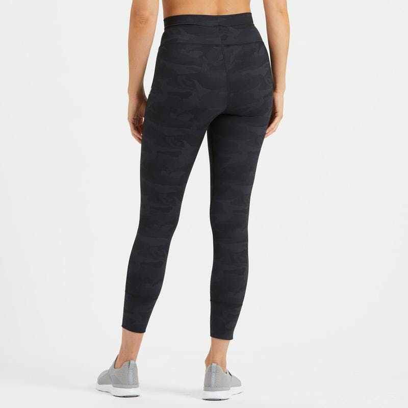 Vuori purchases Black Camo Daily Living Leggings XL