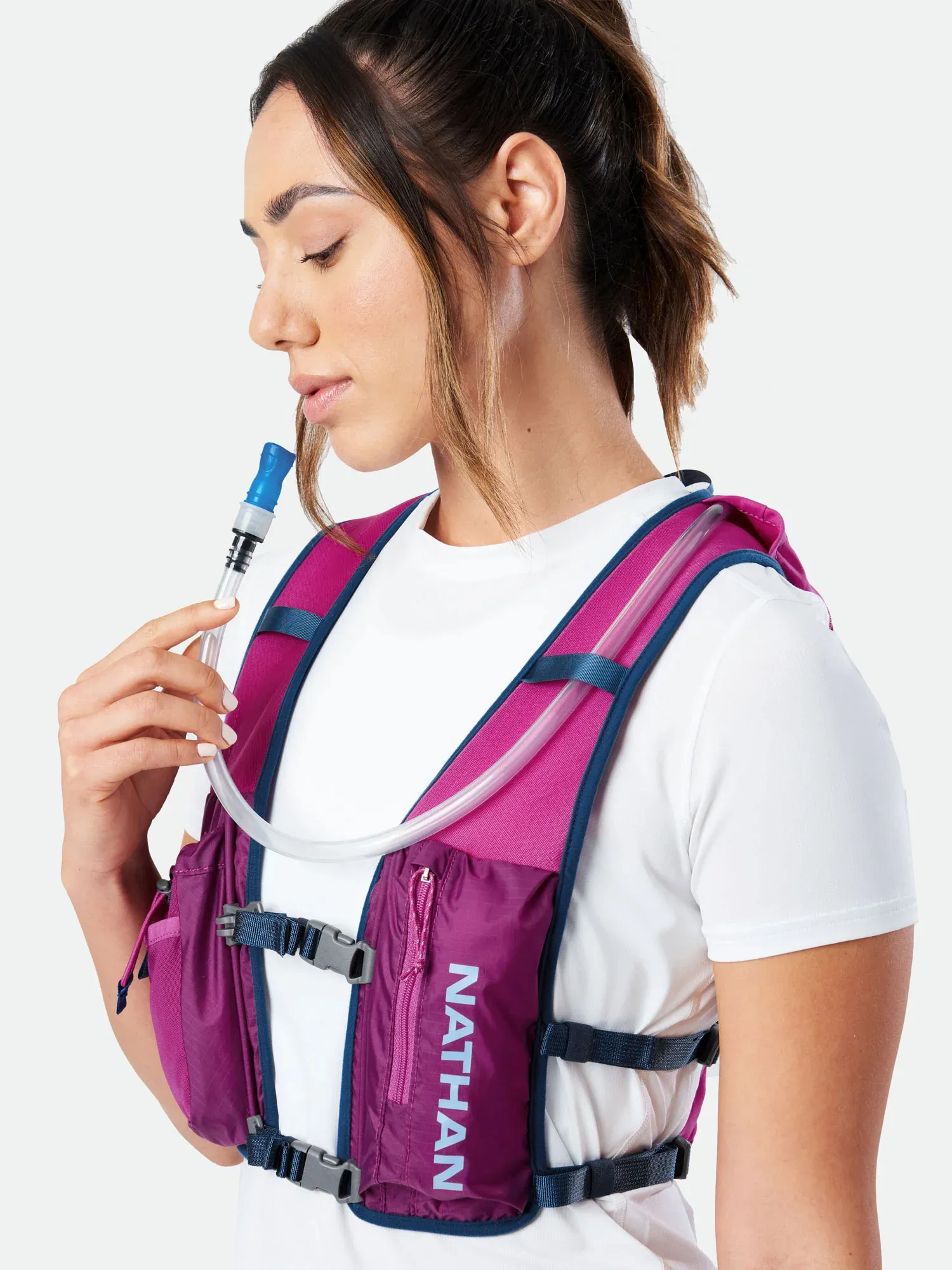 Nathan Zeal‎ Unisex Blue Pink 2 Liter Hydration Vest Running Hiking Cycling Nathan QUICK START 2.0 6L BREEZE BLUE/STORM GREEN main image 2