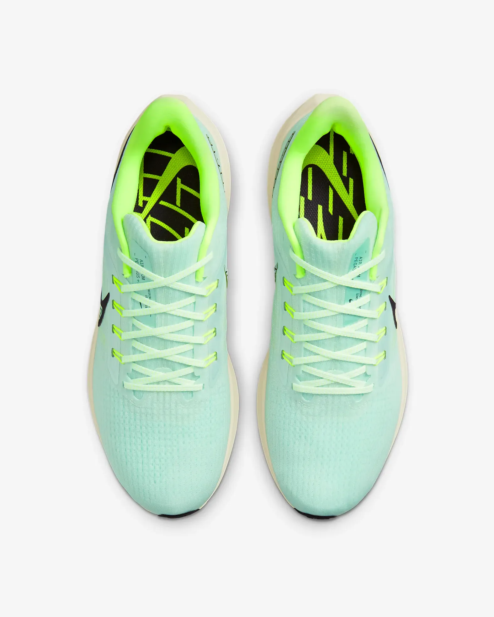 Nike MEN display picture 1